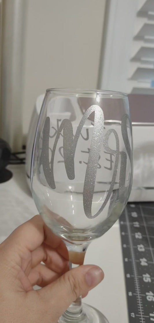 Pair of Wine Glasses with Holder